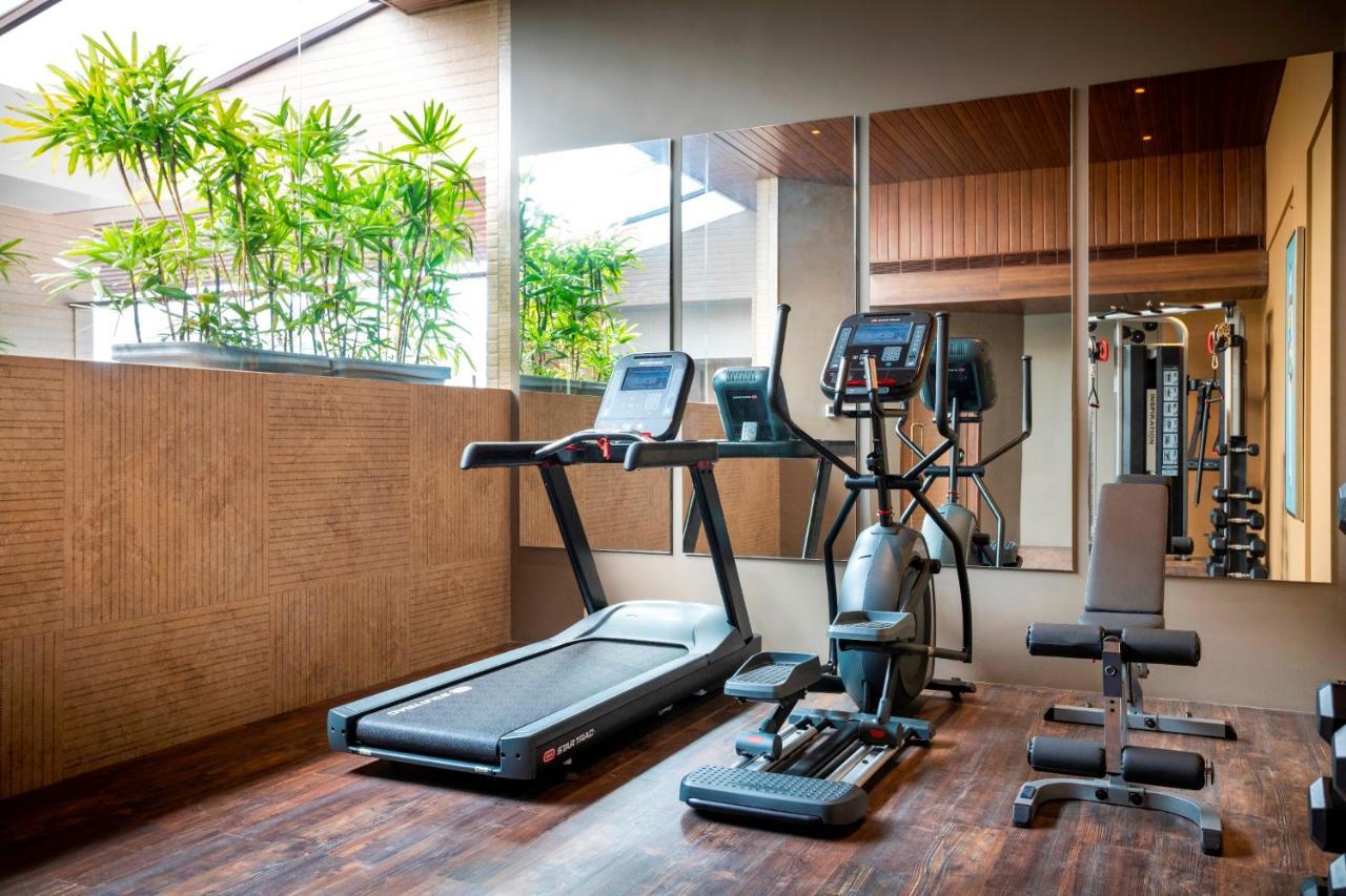 Yu Hotel Candolim Buitenkant foto