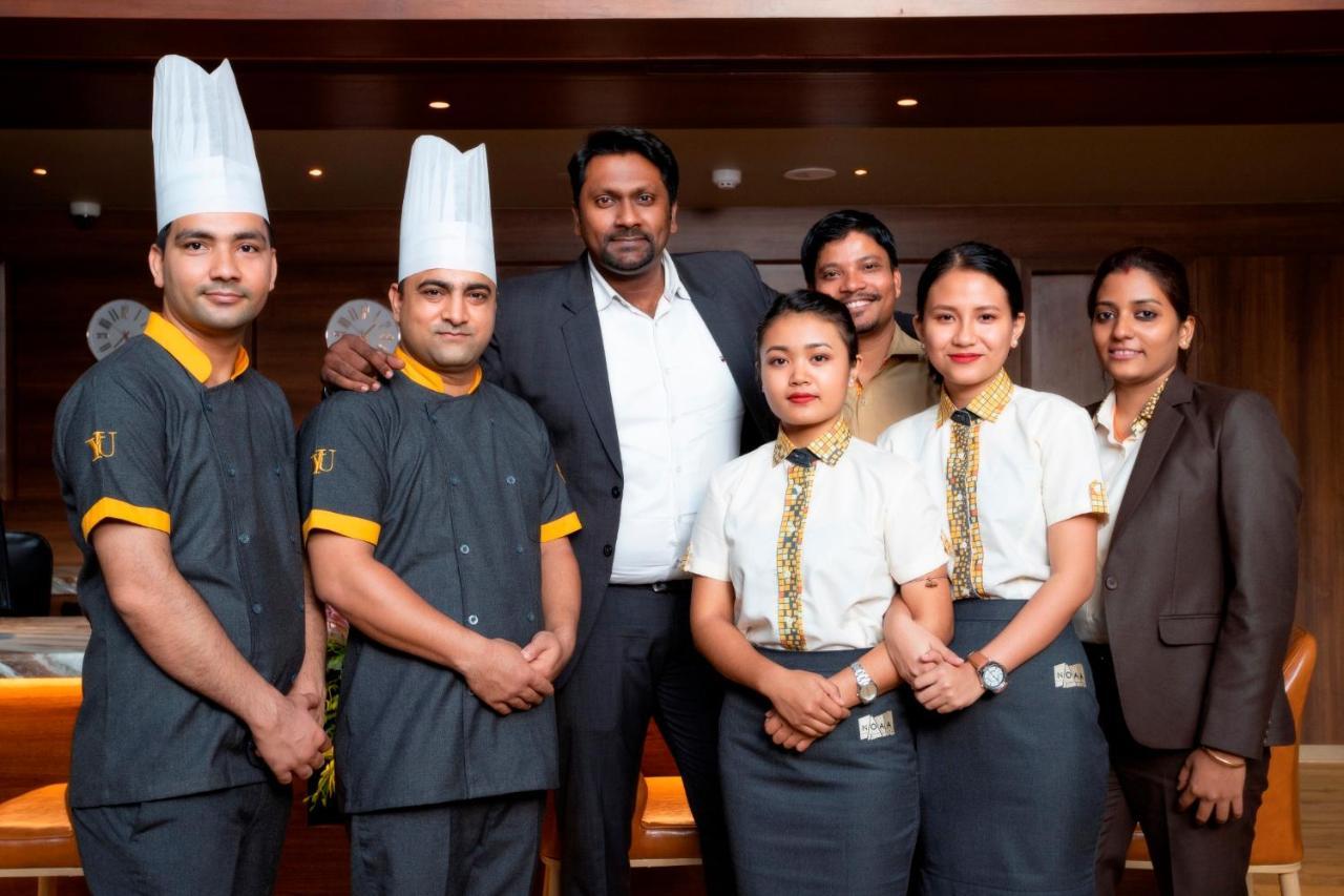 Yu Hotel Candolim Buitenkant foto